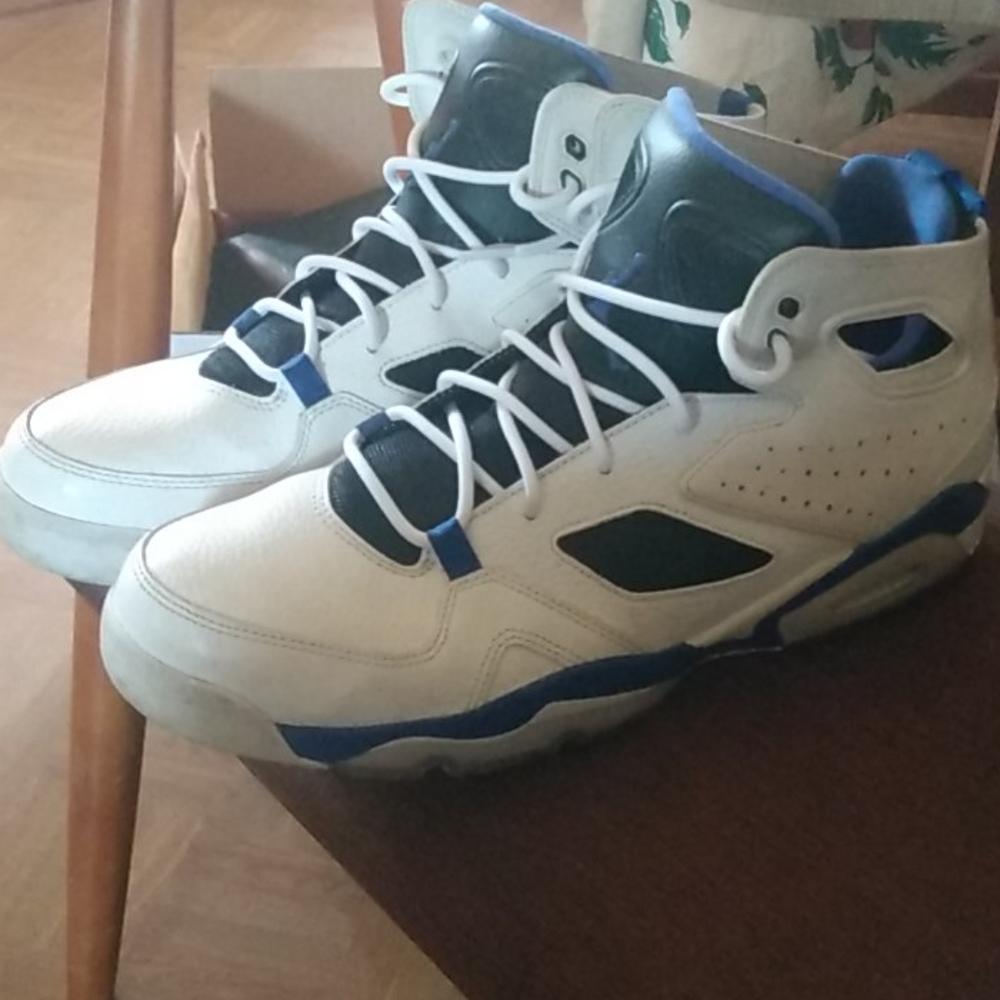 Jordan sz.11.5 - Picture 2 of 4